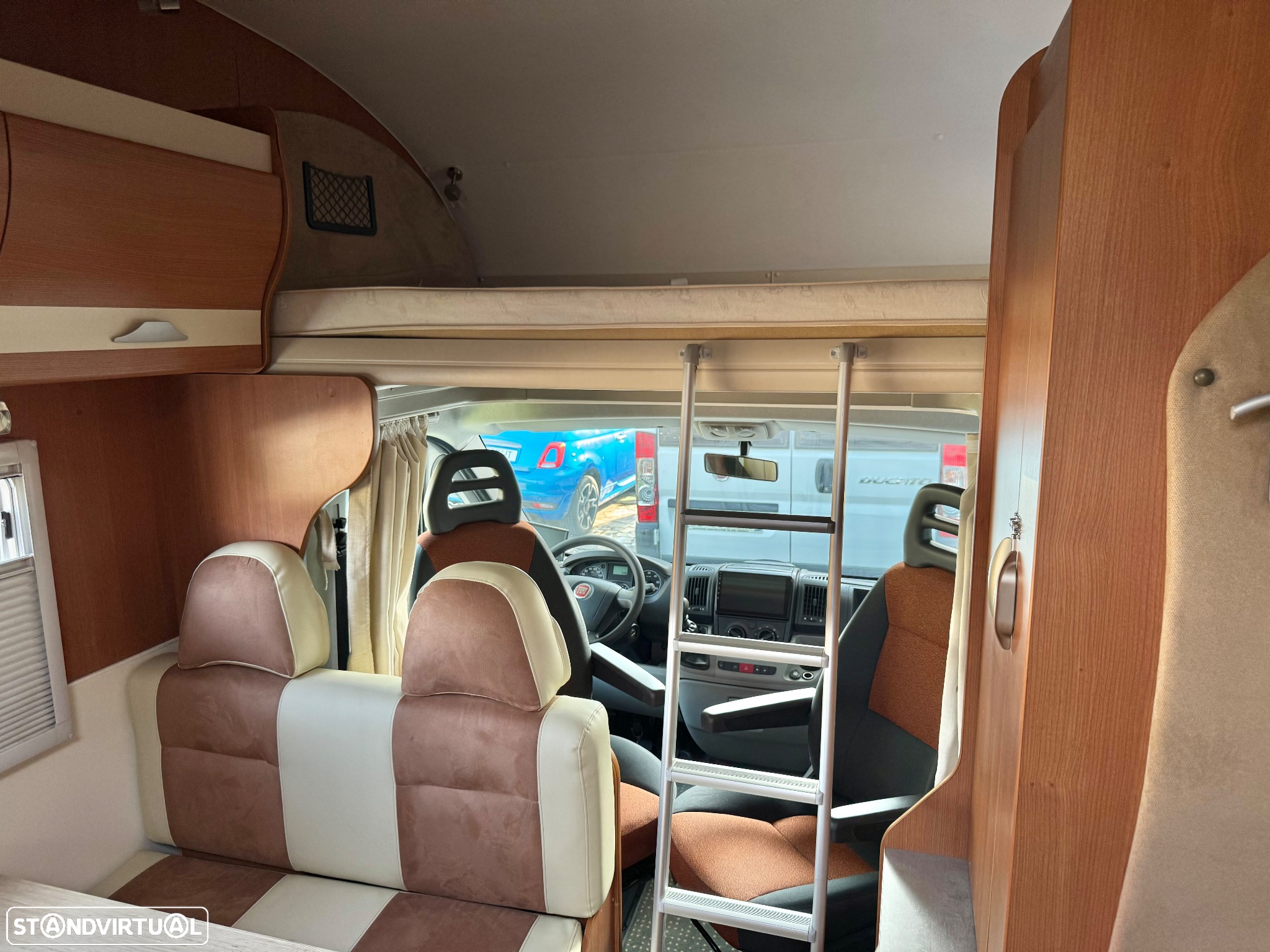 Pilote Aventura A650 6.47M, 6 lugares - 43