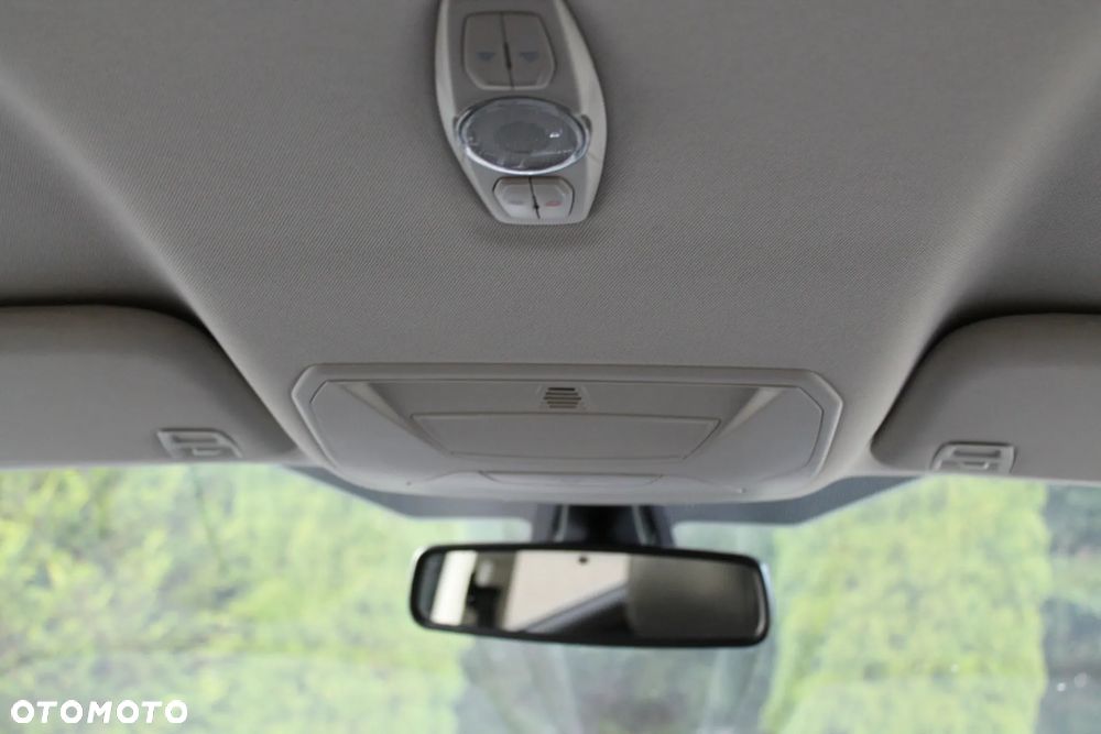 Ford Kuga - 31