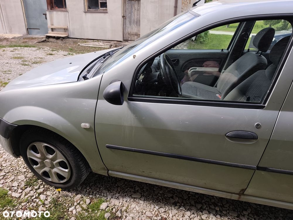 Dacia Logan - 7