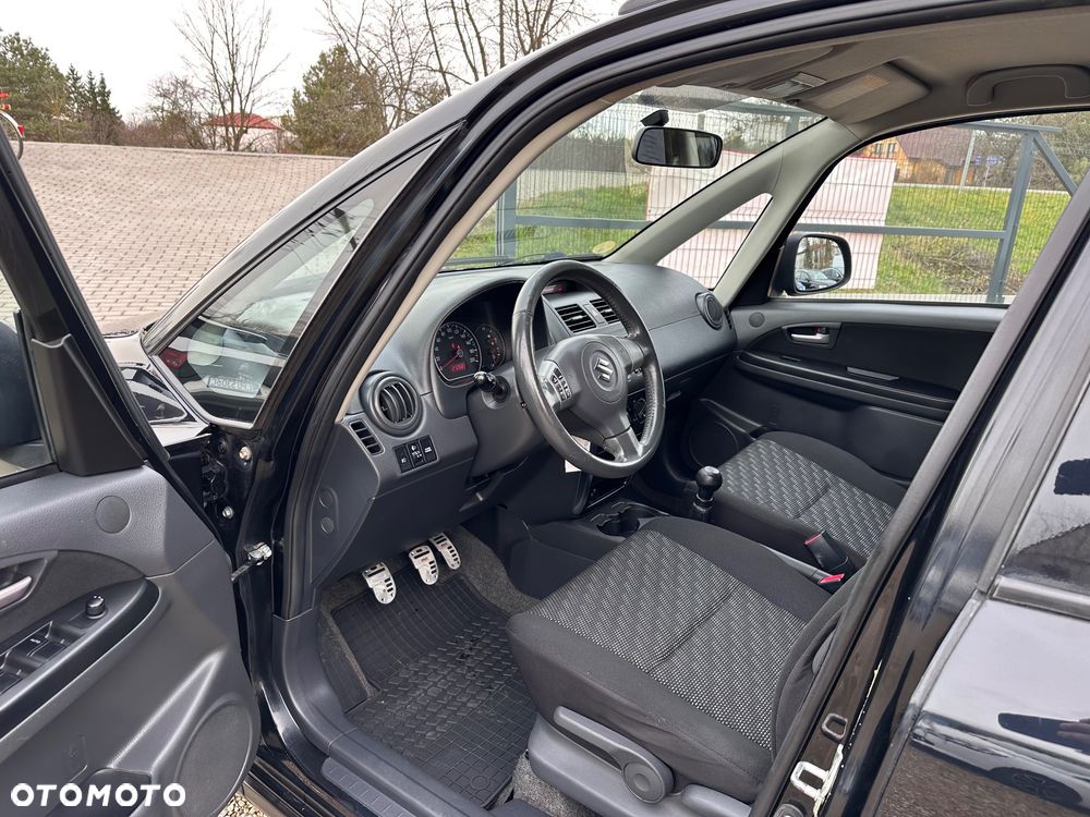 Suzuki SX4 - 17