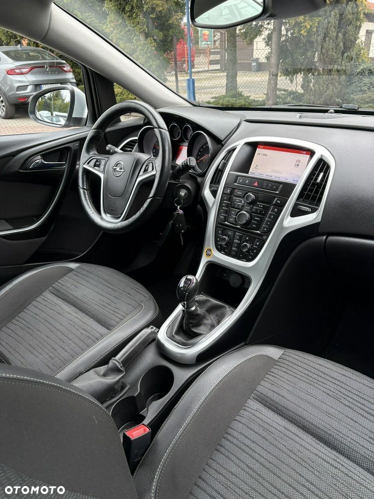 Opel Astra - 11