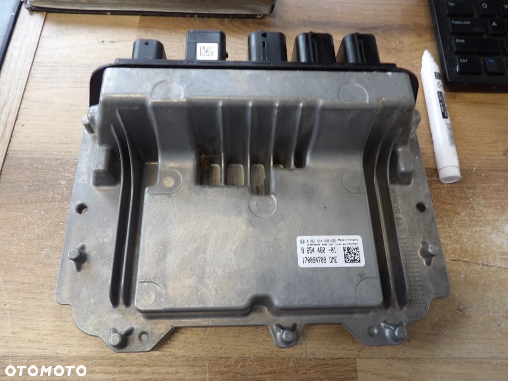 BMW - F45 - KOMPUTER , STEROWNIK SILNIKA - EUROPA - 8654460 - 1