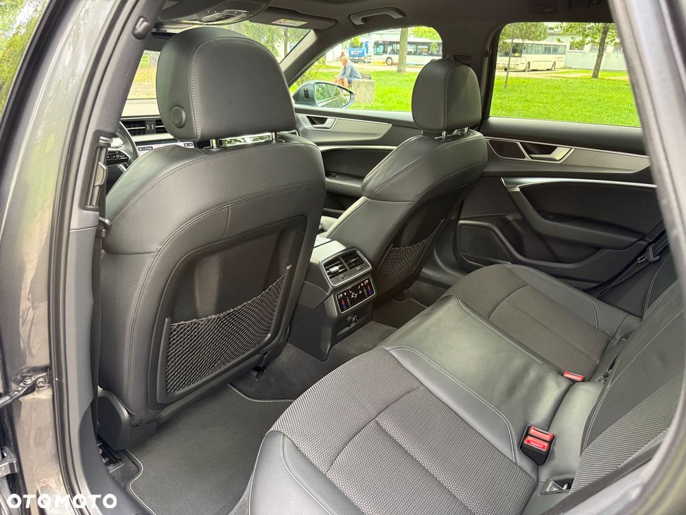 Audi A6 Avant - 32