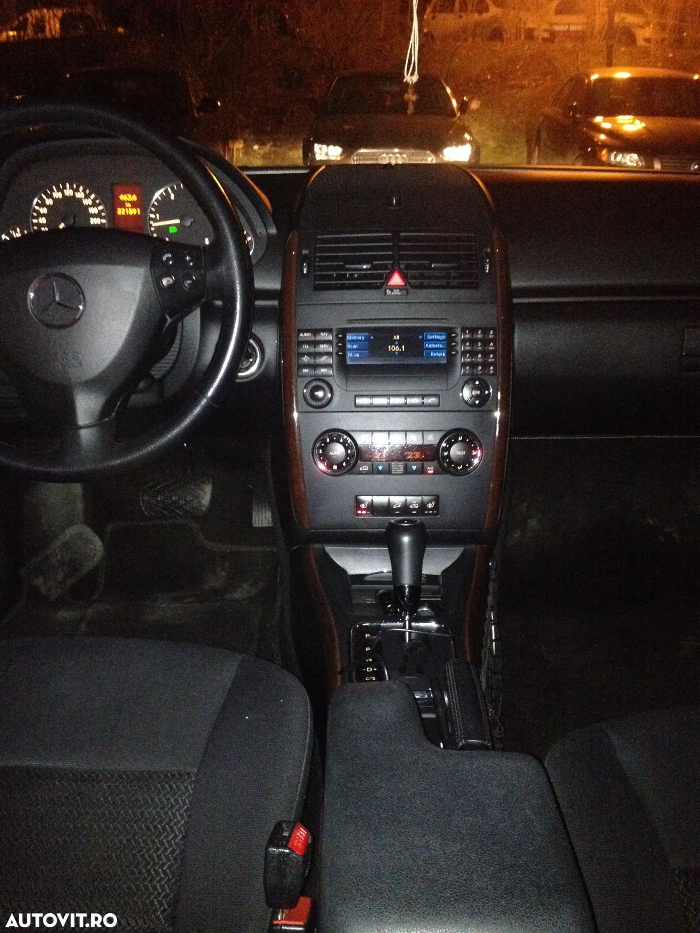 Mercedes-Benz A - 1
