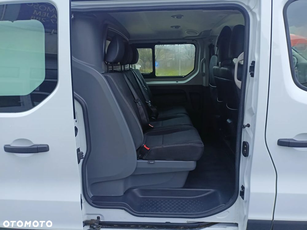 Renault Trafic - 16