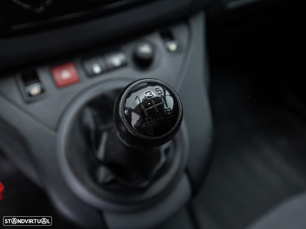 Peugeot Partner - 15