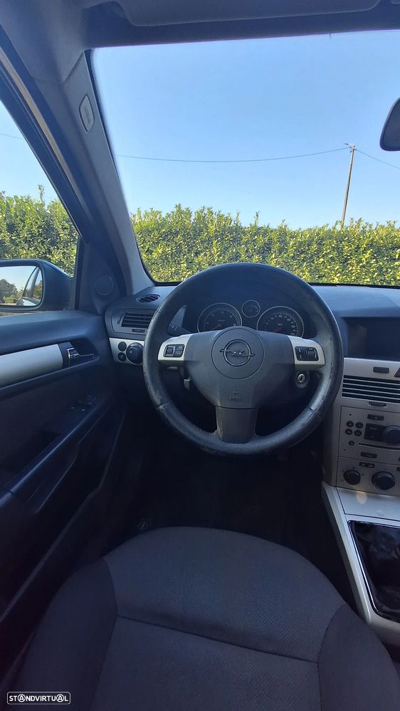 Opel Astra 1.3 CDTi Enjoy - 22
