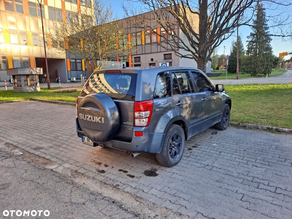 Suzuki Grand Vitara 2.7 V6 - 6