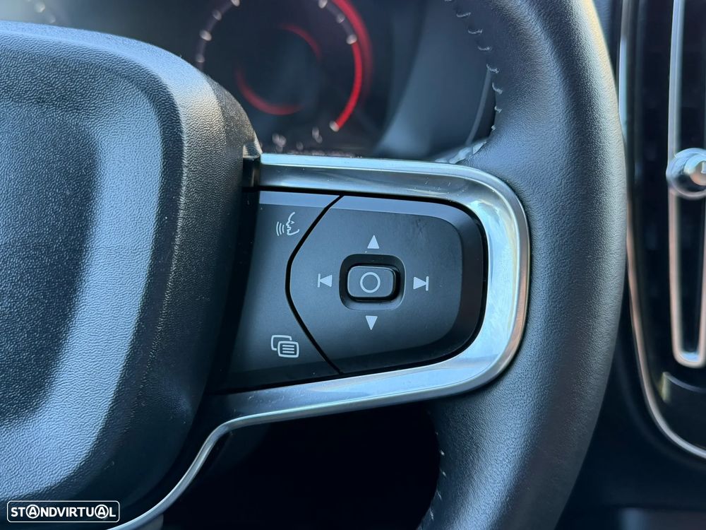 Volvo XC 40 1.5 T3 - 13