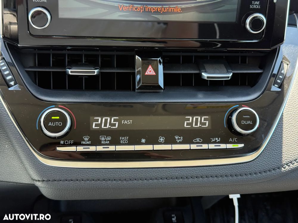 TOYOTA Corolla 2022 — imagine 25