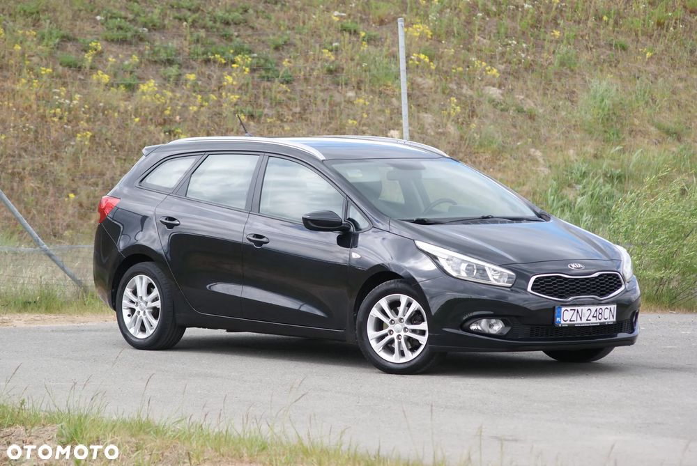 Kia Ceed - 22