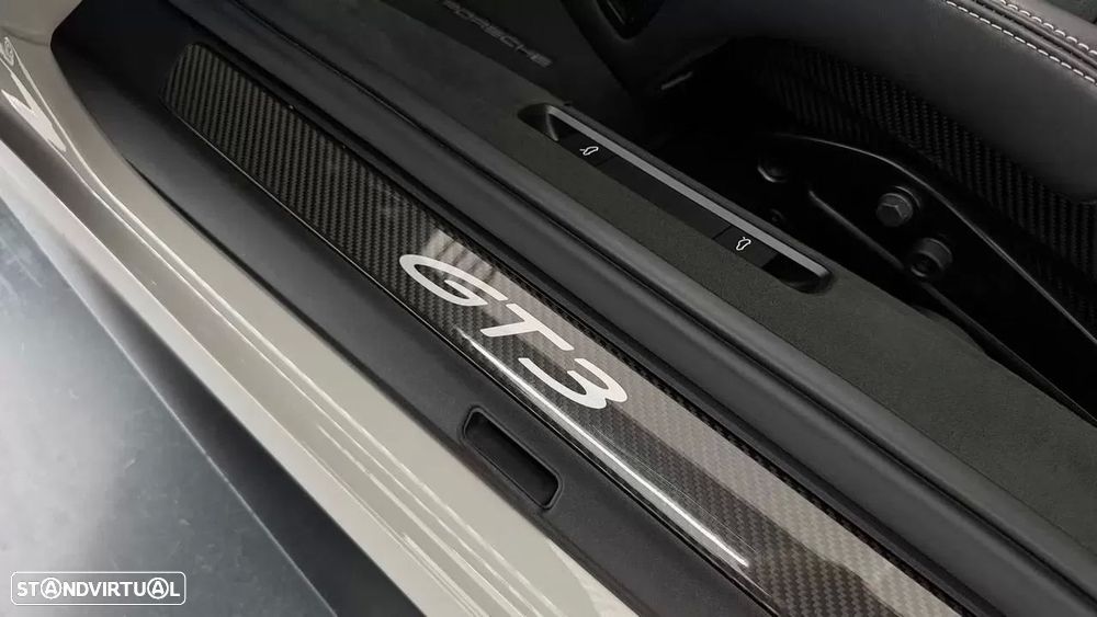 Porsche 911 (992) GT3 PDK - 42