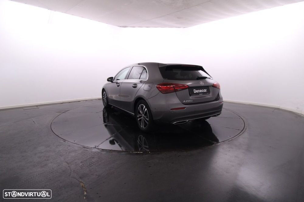 Mercedes-Benz A 200 d - 6