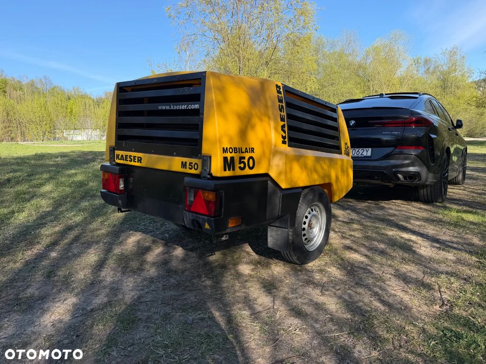 Kubota Kaeser M52 Kompresor Śrubowy Sprężarka 5,7m3. Przyczepka jezdna do rejestracji jako pojazd. 2018 rok. Regulacja ciśnienia bar od 3-8. Silnik Kubota 4cylindry. 50km. Potężna moc. Sprowadzony z Norwegii. Maszyna jak Nowa z Salonu! 1340 mtg. Okazja. Zadbana Maszyna. Dokumenty do rejestracji, książka KAESER - 1
