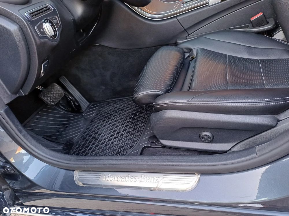 Mercedes-Benz Klasa C 300 7G-TRONIC Exclusive - 9