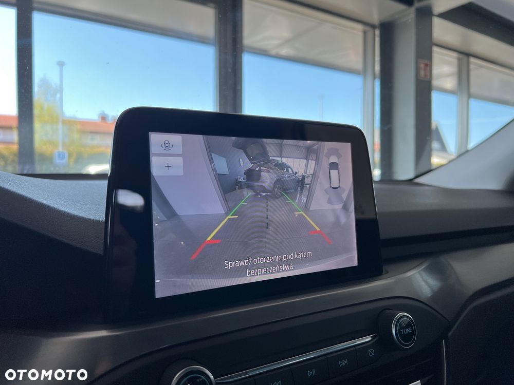 Ford Focus 1.0 EcoBoost mHEV Titanium - 31