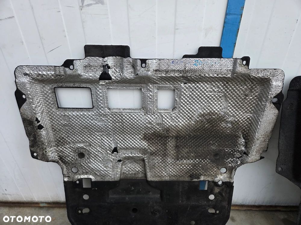 Osłona pod silnik Peugeot 2008 II 9824220480 - 2