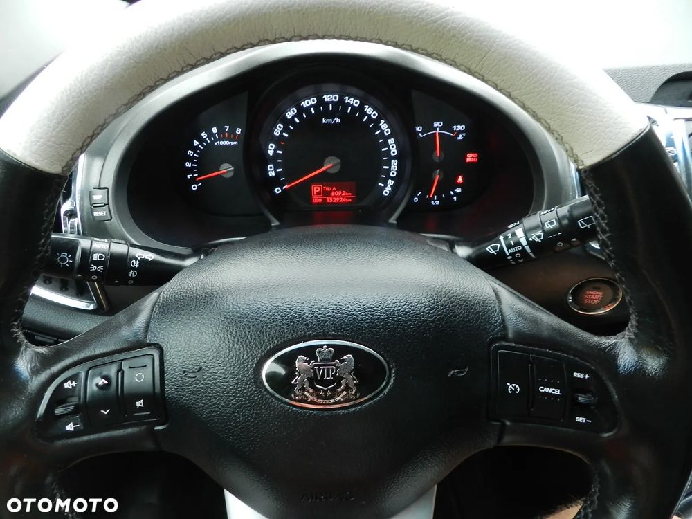 Kia Sportage 2.0 CVVT 4WD Automatik Vision - 22