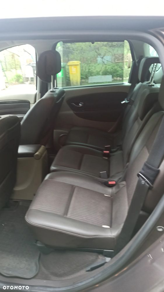 Renault Scenic 1.4 16V TCE Privilege - 17