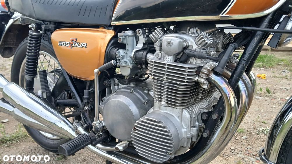 Honda CB - 12