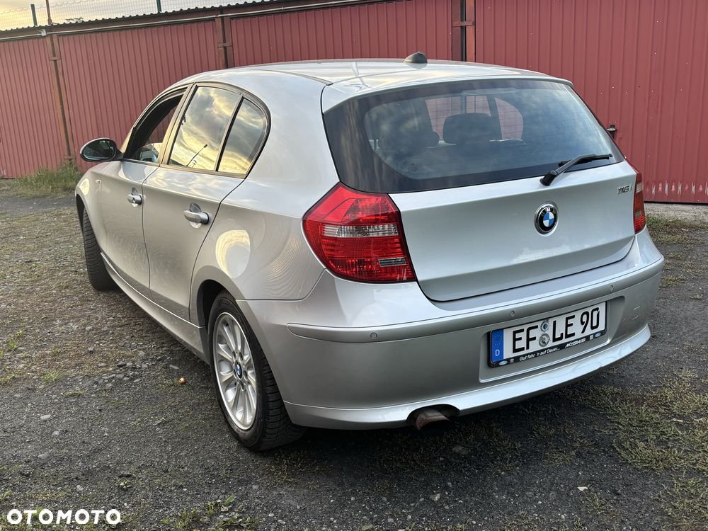 BMW E87 2009 photo 4