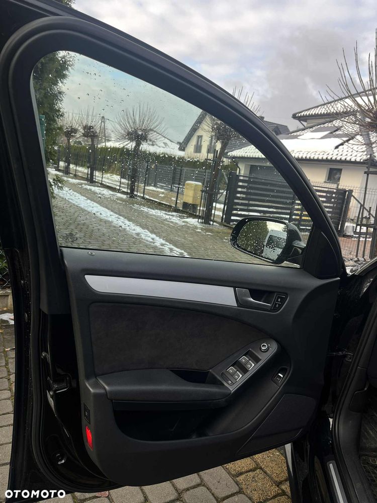 Audi A4 Avant 2.0 TDI DPF quattro S tronic S line Sportpaket - 9