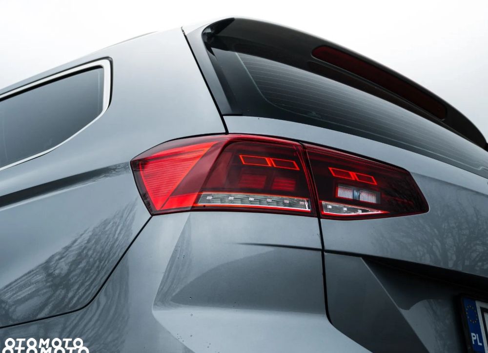 Volkswagen Passat Variant 2.0 TDI Business DSG - 10