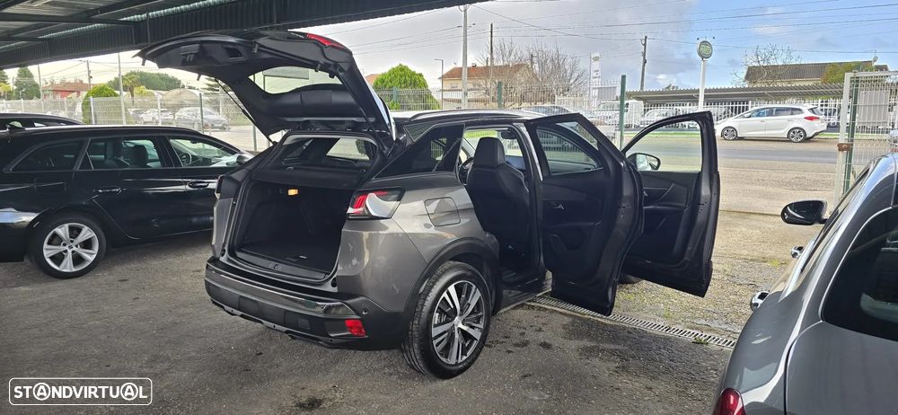 Peugeot 3008 Plug-In Hybrid 225 e-EAT8 Allure Pack - 16