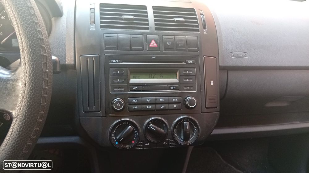 VW Polo 1.2 Live - 10