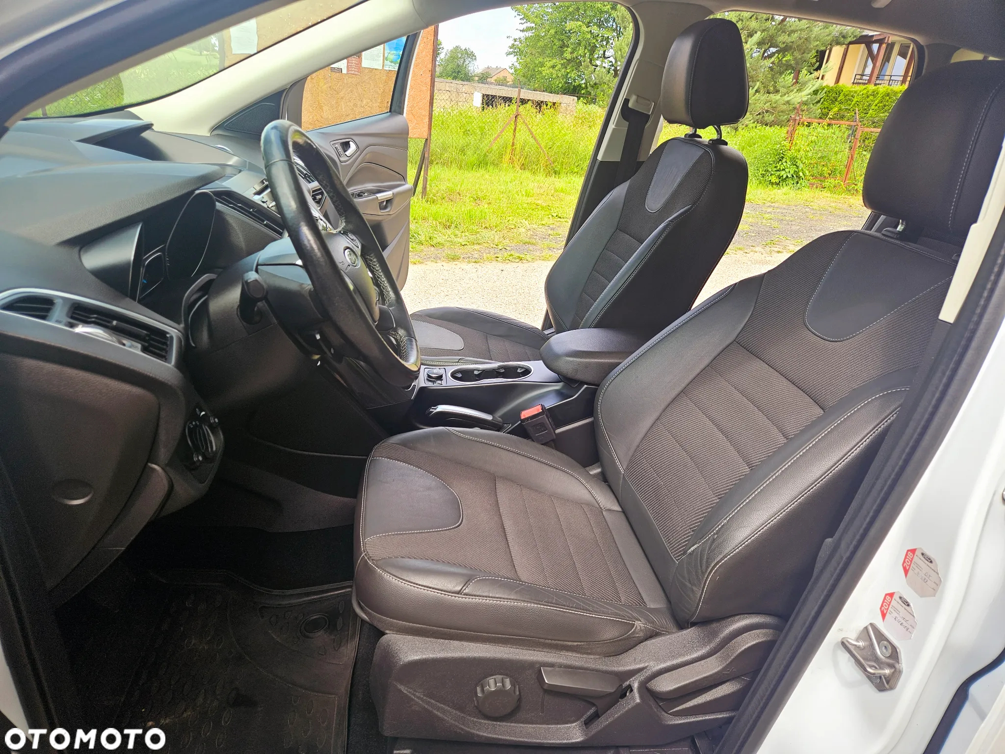 Ford Kuga 2.0 TDCi 4x4 Titanium - 16