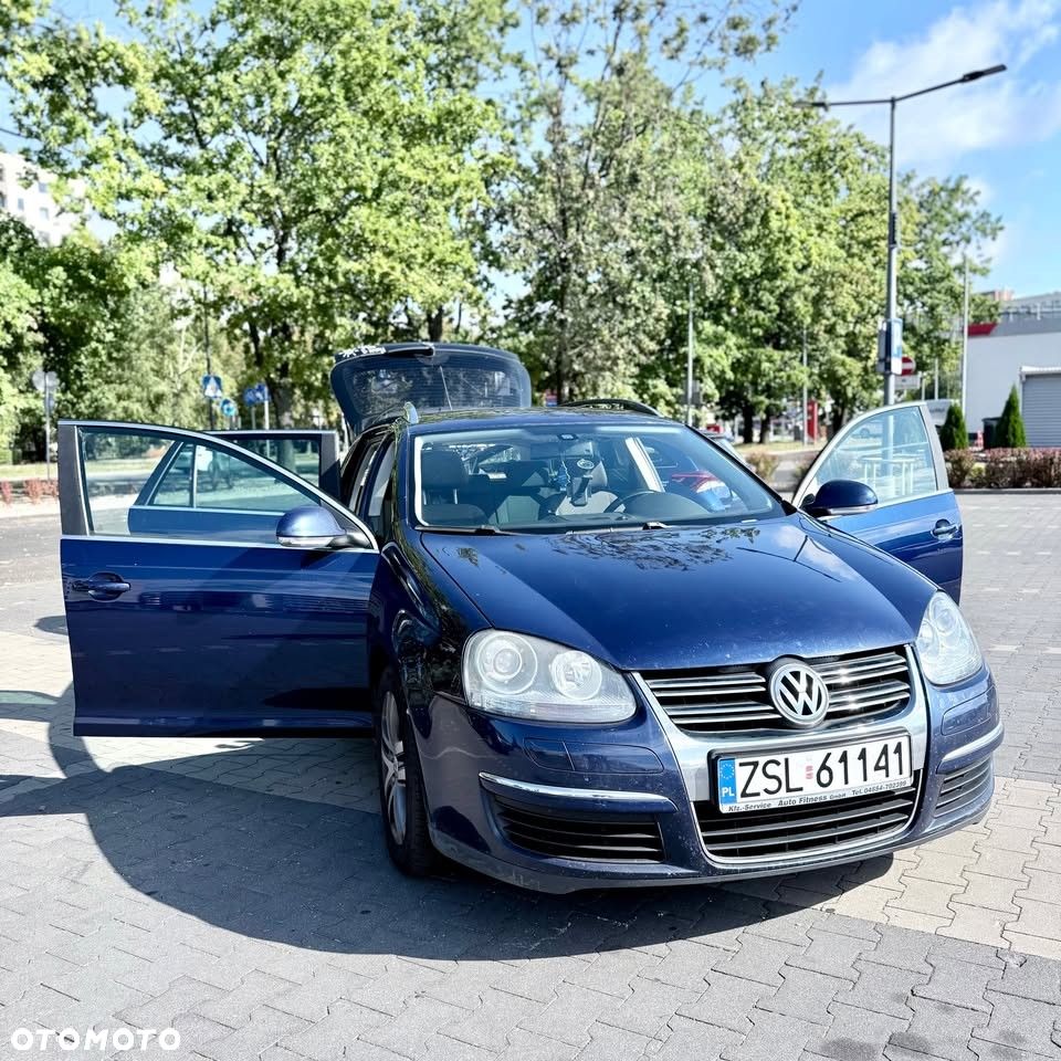 Volkswagen Golf - 9