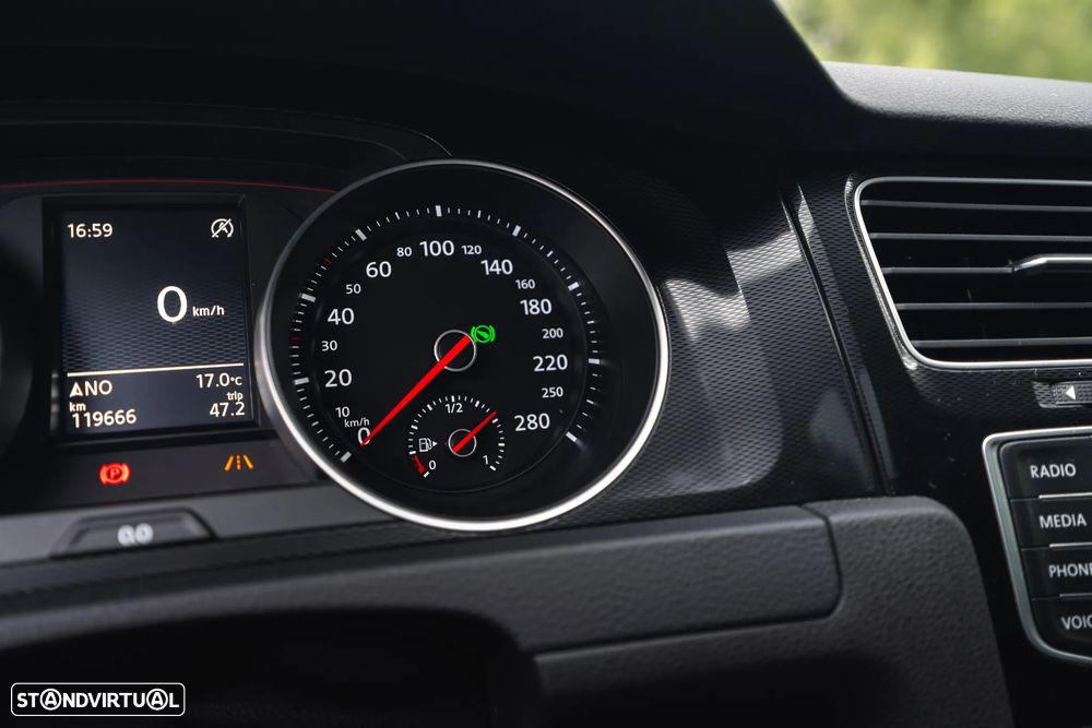 VW Golf GTI Performance BlueMotion DSG - 50