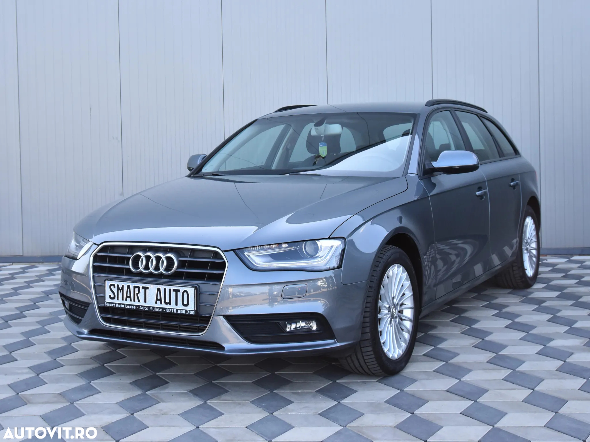 Audi A4 Avant 2.0 TDI DPF multitronic Attraction - 10
