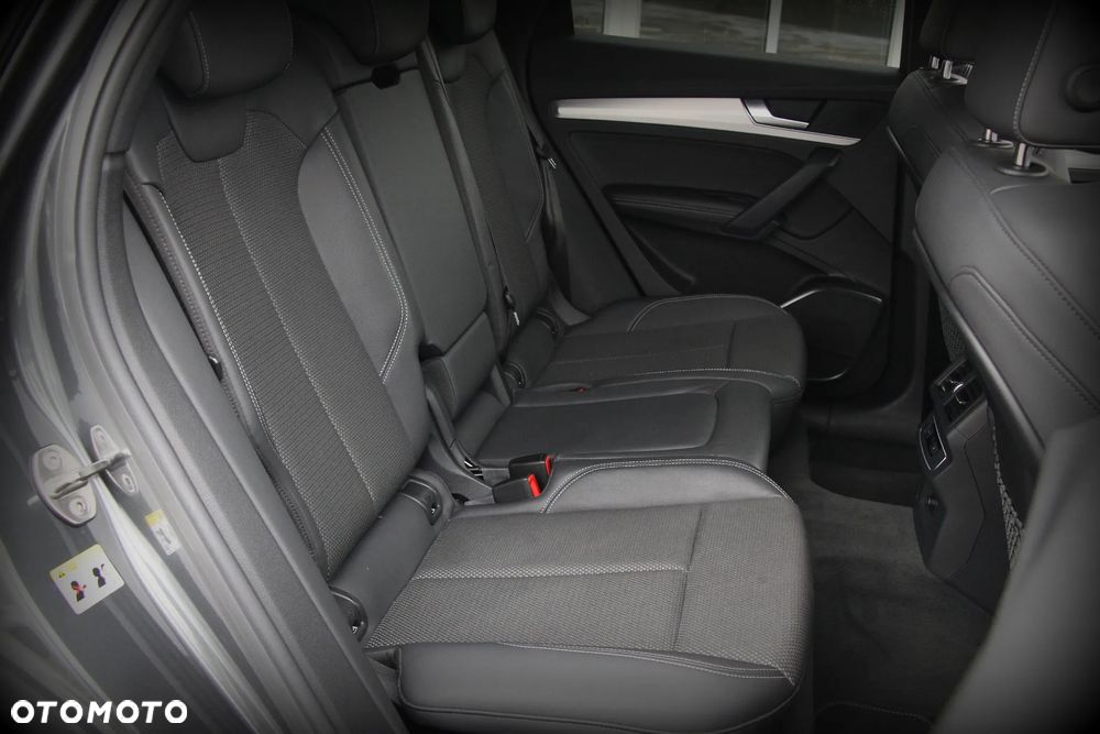 Audi Q5 50 TFSIe quattro S tronic S line - 17