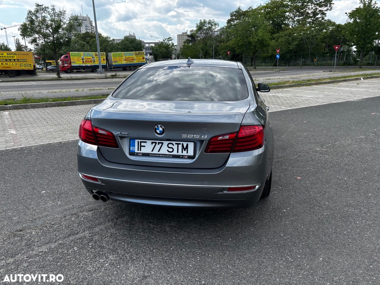 BMW Seria 5 525d xDrive AT - 11