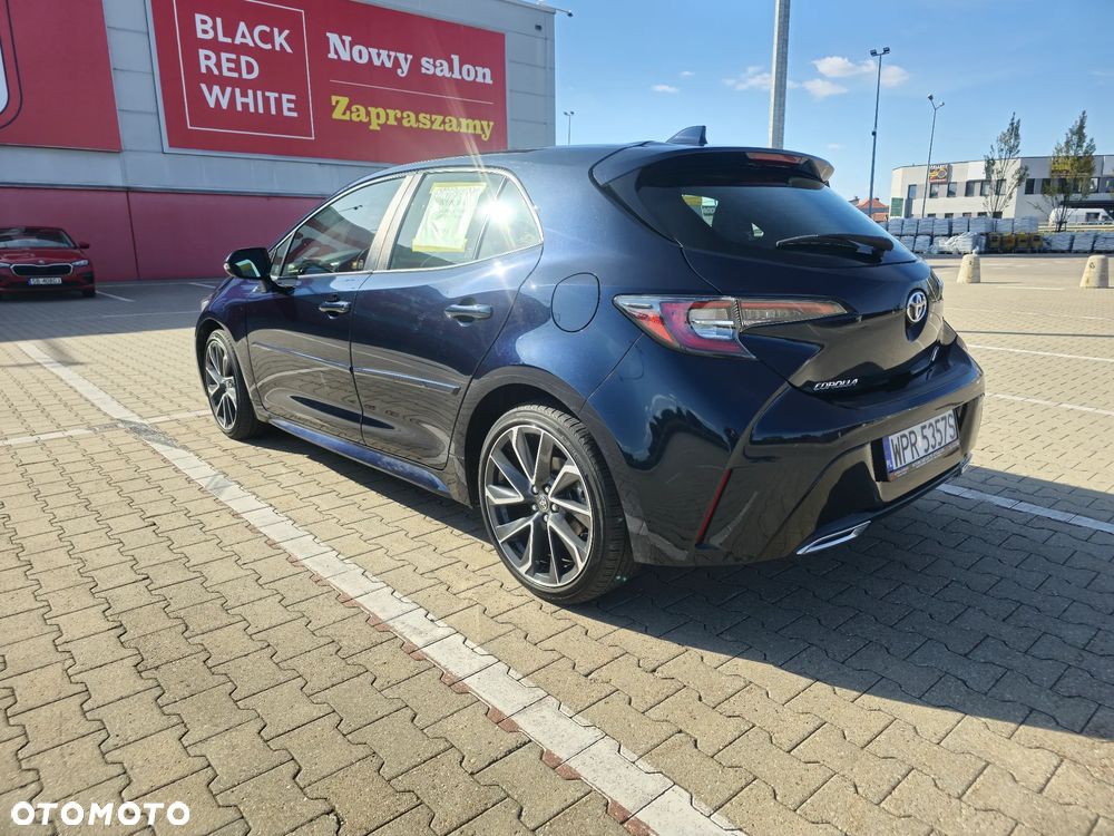 Toyota Corolla - 4