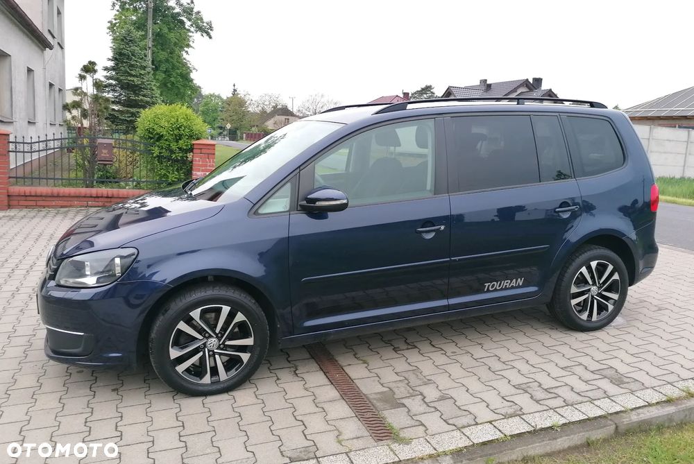 Volkswagen Touran 2.0 TDI DPF DSG Highline - 5