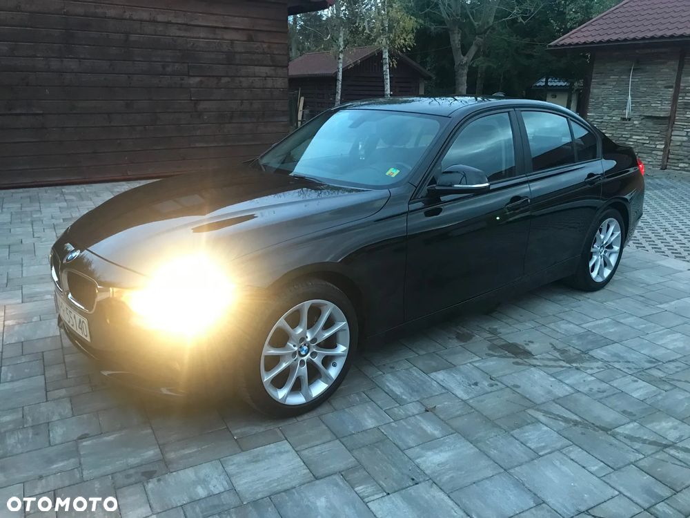 BMW Seria 3 320d - 11