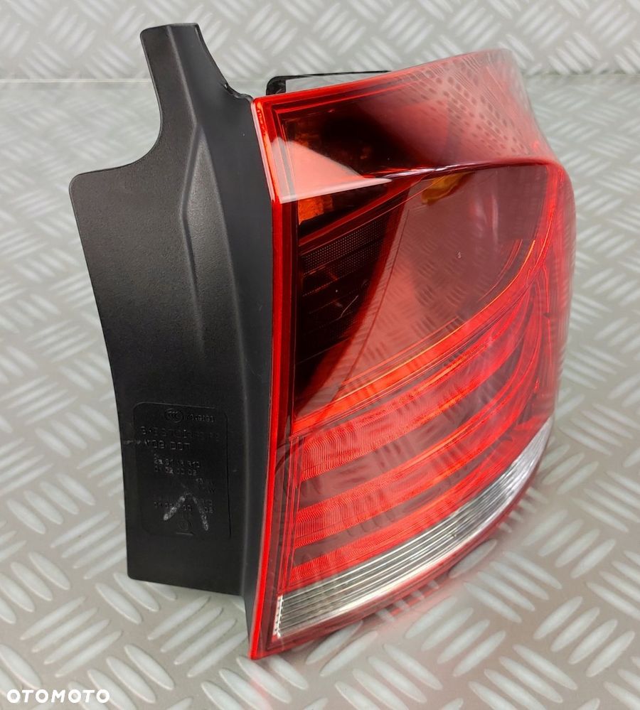 2990110 lampa prawa prawy tył tylna w błotnik BMW X1 E84 2009-2015 EUROPA - 4