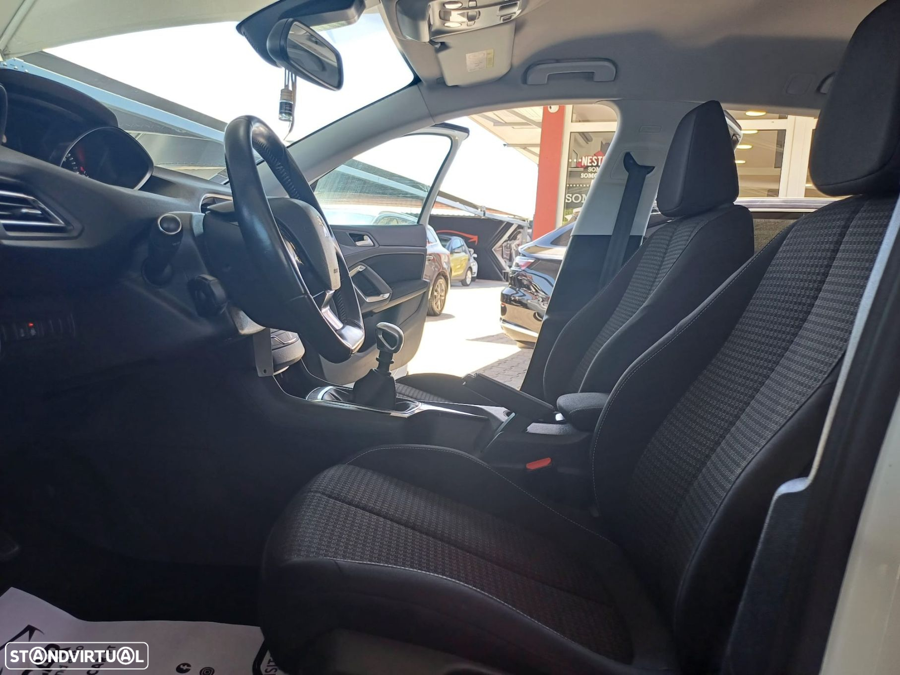 Peugeot 308 SW 1.5 BlueHDi Allure - 10