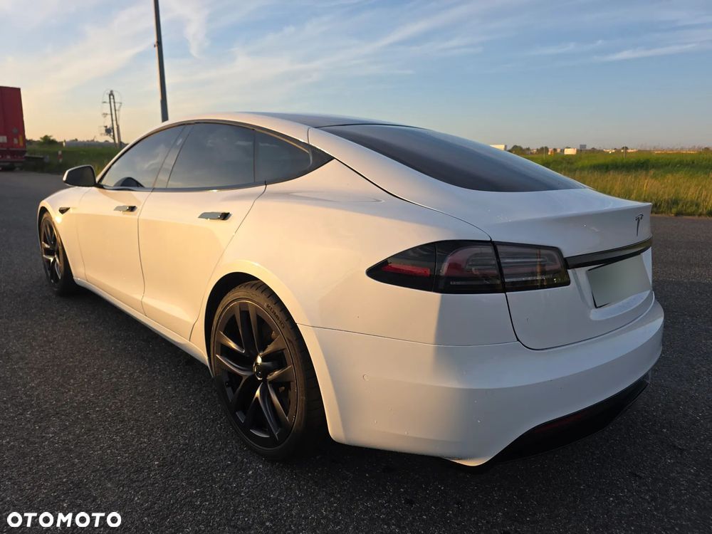 Tesla Model S Long Range - 4