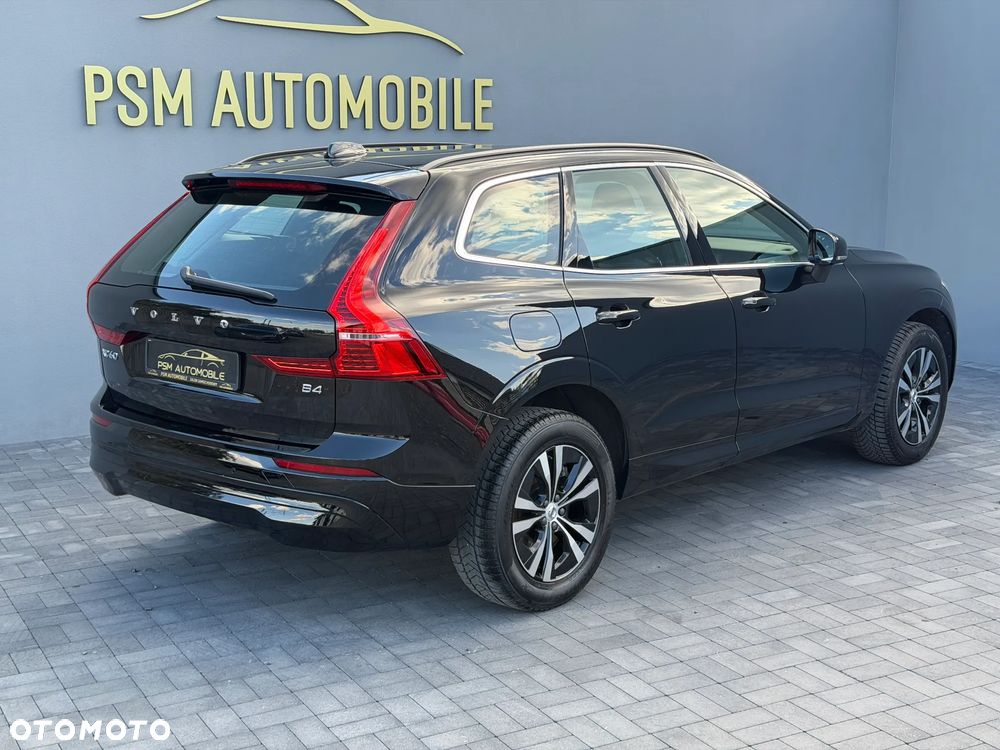Volvo XC 60 B4 B Momentum - 7