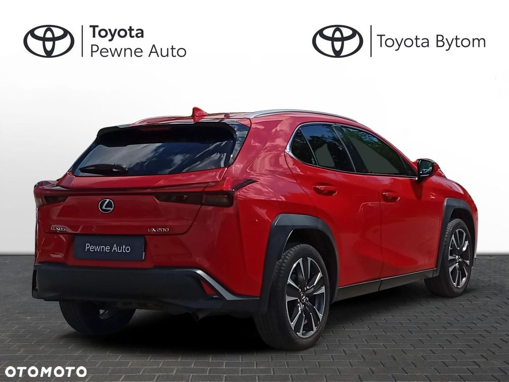 Lexus UX - 2