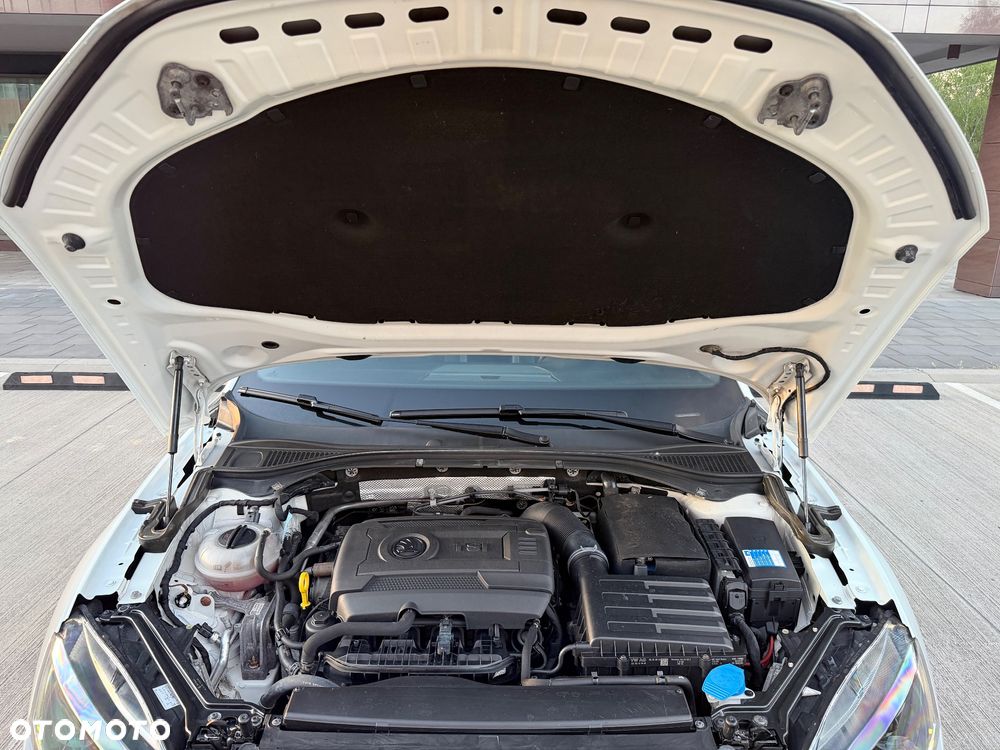 Skoda Superb 1.8 TSI Sportline DSG - 17