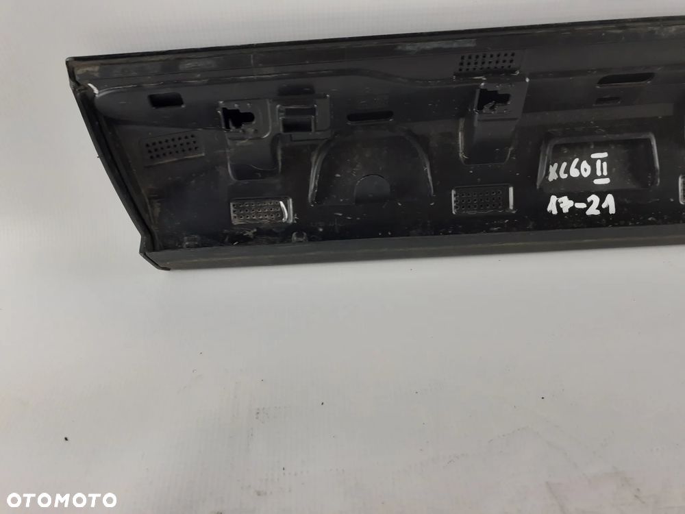 Listwa drzwi P.P. Volvo XC60 II. - 6