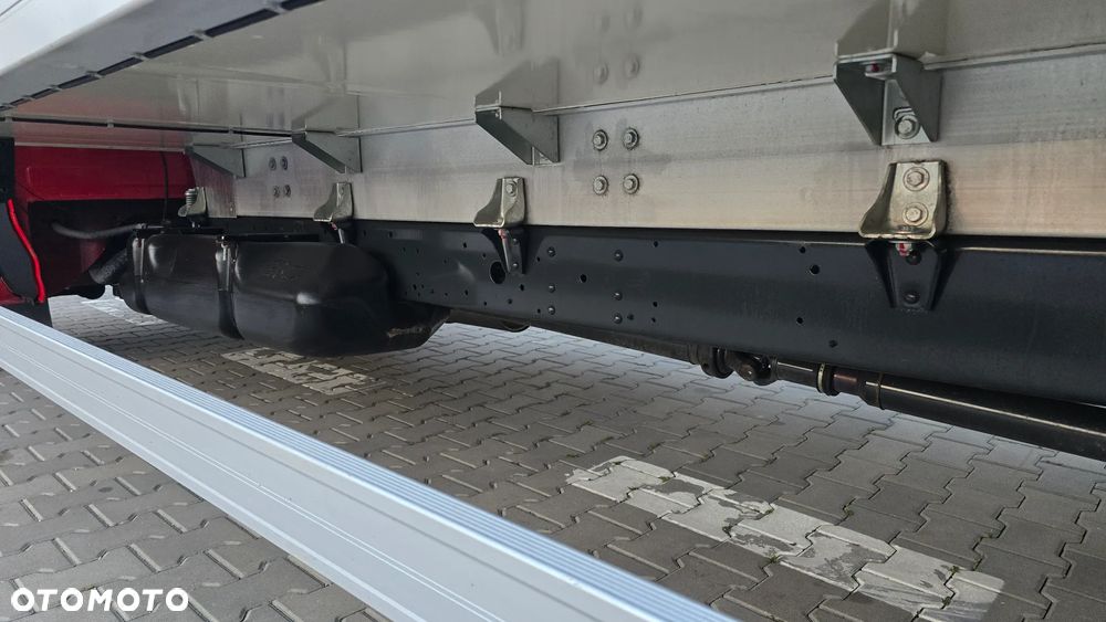 Iveco IVECO DAILY 72C18 3.0 180KM DMC 7200 ❗❗ MODEL 2019 / CARRIER XARIOS 500 / MROŹNIA +32 -32 / ZABUDOWA JEGGER 10 EP / GRUBA ŚCIANA / WINDA BAR 1000KG / NAVI / KAMERA COFANIA / RADAR  / SERWIS ASO / ŁADOWNOŚĆ 3600KG❗❗ JAK NOWY❗❗ - 27