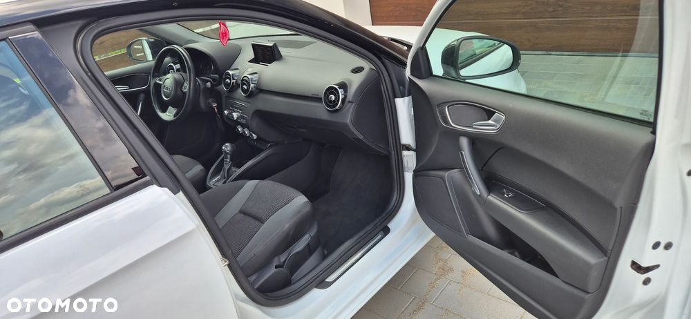 Audi A1 Sportback 1.4 TFSI S tronic - 28