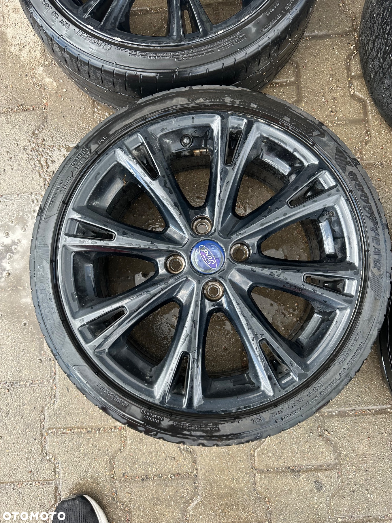 KOMPLET ALUFELGI KOŁA FORD 4X108 R17 ET47.5 - 4
