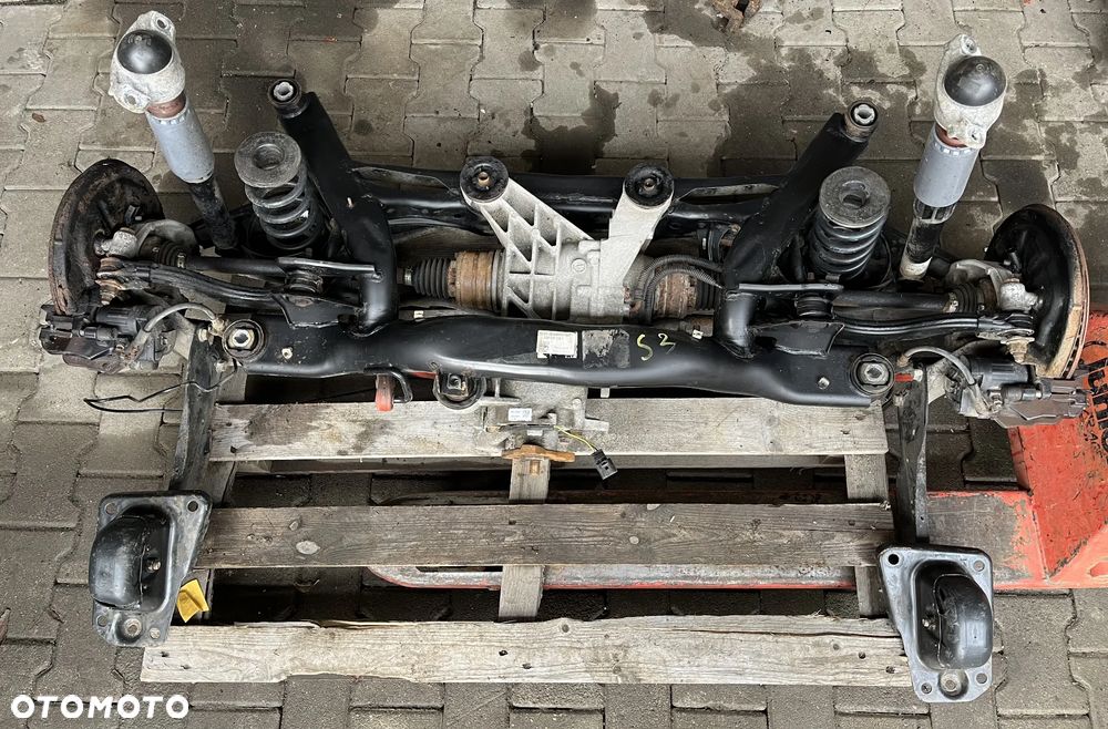 AUDI S3 8V ZAWIESZENIE DYFERENCJAŁ WÓZEK   0CQ525010 F PVP  5Q0505235 E ** - 2