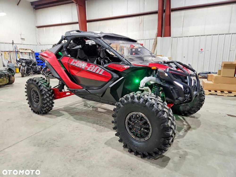 Can-Am Maverick - 1